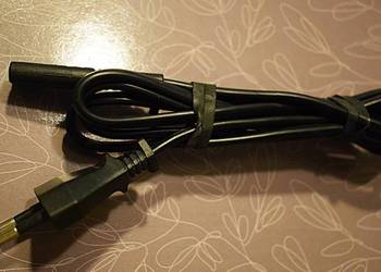 Kabel zasilający do urządzeń RTV itp . 1,5 metra .