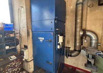 Odciąg pyłów szlifierskich Pulsnitz GmbH Typ CK03/4LR, 400 V pyłu