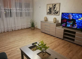 Pomorzany 2 pokoje kuchnia lazienka. umeblowane Wiezowiec srodkowe