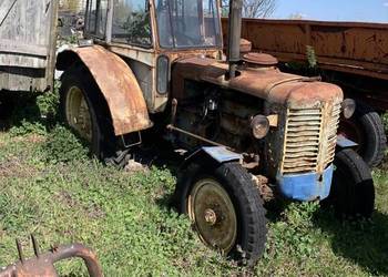 Maszyny rolne ciągniki kombajn wózek widłowy