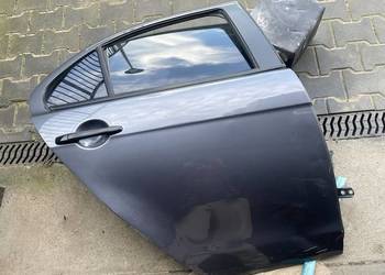 Mitsubishi Lancer VIII drzwi tylne prawe tył sedan grafitowe A39