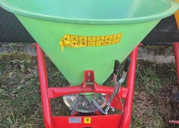 Rozsiewacz do nawozów 2025 lejek 300 litrów Strumyk