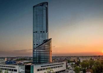 2pok, 70met, okolice Wielkiej APARTAMENT W SKY TOWER (Wrocław)