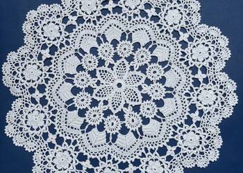 Serwetka szydełkowa -