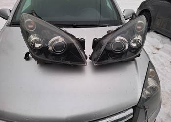 Sprzedam bixenony Opel Astra H skrętne