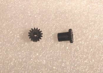 Przegub ślimakowy do silników lokomotywy BR 52 Piko-H0