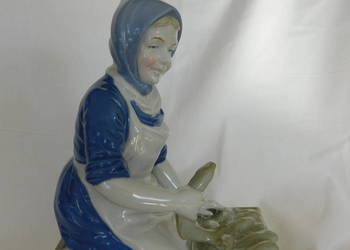 Figurka babci sprzedającej ryby nr 1431	Fiaf