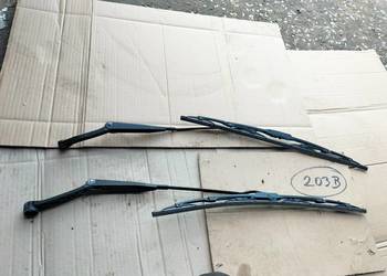 AUDI 80B3 80 B3 RAMIONA WYCIERACZEK