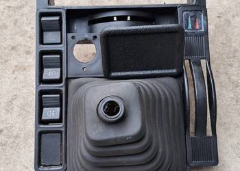 Konsola -  gałki biegów Fiat 125p   Polonez