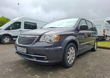 Chrysler Town and Country 2016 rok przebieg 170tys km