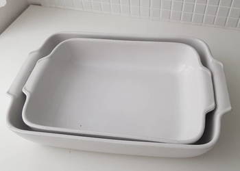 Zestaw 2 ceramicznych naczyń żaroodpornych białych