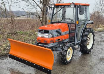 Traktorek KUBOTA GL260D 26KM 4×4 Wspomaganie Kierownicy, Pług do śniegu