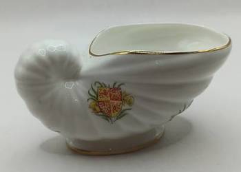 Wazon naczynie sosjerka w kształcie muszli