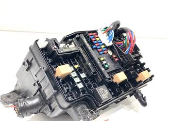 SKRZYNKA BEZPIECZNIKÓW HYUNDAI KONA 91711-J9831 Crossover 1.0 120KM