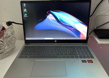 Sprzedam laptopa hp polecam