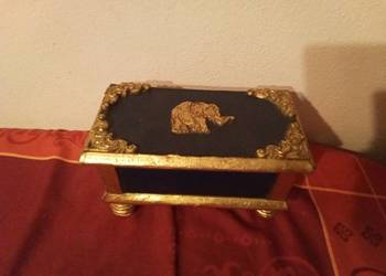 Szkatułka ze słoniem. Vintage