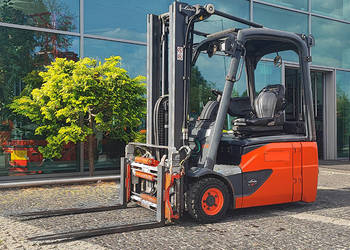 Wózek widłowy elektryczny Linde E16-02 1,6 t triplex 4,62 m 2017