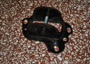 Wspornik prawego tylnego wahacza wzdłużnego BMW E46 e36 x3z4