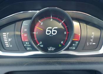 VOLVO XC60 D5 215KM Bi-Turbo Automat AWD Panorama bezwypadkowy ASO