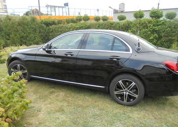 Sprzedam mercedesa C klase 2019 XI model 2020 salon polska.b