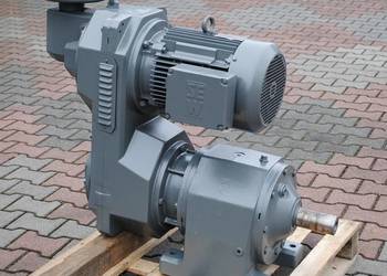 Motoreduktor 7.5kw. z regulacją 13-78obr./min. firmy SEW