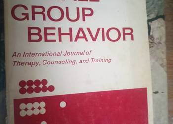 Small Group Behavior Zachowanie małych grup książki wysyłka gratis Gdańsk