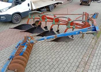 Pług 4-skibowy zagonowyz ramieniem i wal kverneland zabezpieczenia resorowe
