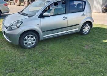 Daihatsu sirion 1.3 b+g. Klima