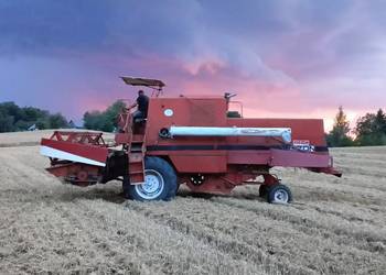 Kombajna zbożowy Bizon- Z056