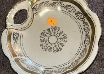 Paterka z dziurką. Oskar Schlegelmilch. Ecru ze złotem.