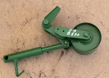 John Deere 8600 Siłownik hydrauliczny napinacz rolka AXE26918