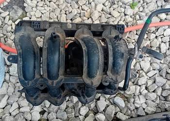 Kolektor ssący ford fiesta mk7