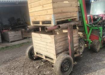 Wózek transportowy na dwie skrzynie kombajn do jabłek