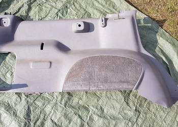 Jeep Grand Cherokee 55030847 boczek bagażnika