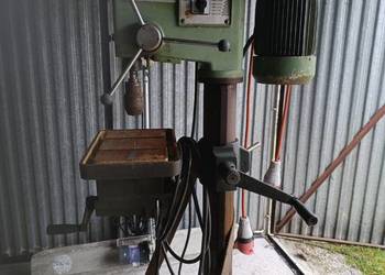 Wiertarka stołowa, wiertarka pionowa.