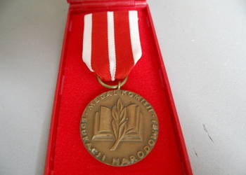 Medal szkolny w etui