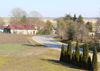 Sprzedam segment budynku z osobnym wejściem