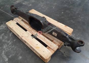 Obudowa przedniego mostu Renault Ares 610, 620