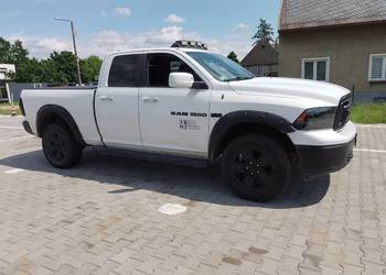 Dodge RAM 1500 / 5.7 HEMI / 2011r