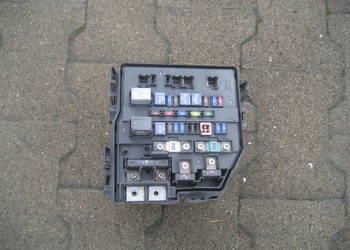 honda civic ufo VIII 1,8b 06-11r skrzynka bezpieczników smg e11