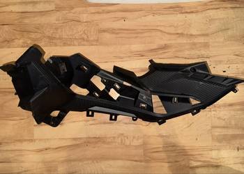 Wypełnienie lewe  przekrok tunel owiewka Aprilia Sr 125 Gt