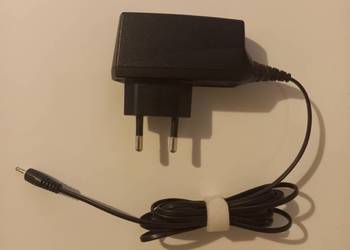 Ładowarka NOKIA AC-8E z cienkim bolcem