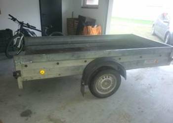 Przyczepka samochodowa