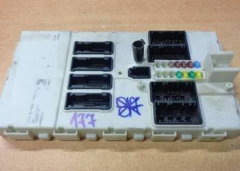 SKRZYNKA BEZPIECZNIKÓW BME 3 F30 116RI-001052