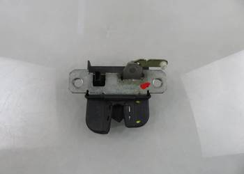 ZAMEK KLAPY VW POLO IV (9N_) 6Q6827505B