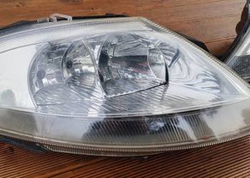sprzedam reflektor lampę przednią prawą ,  citroen c3