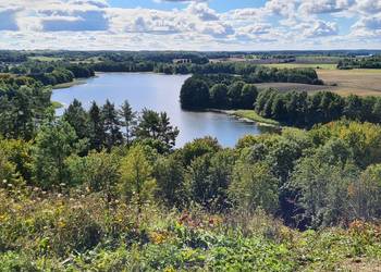 Działka z linią brzegową