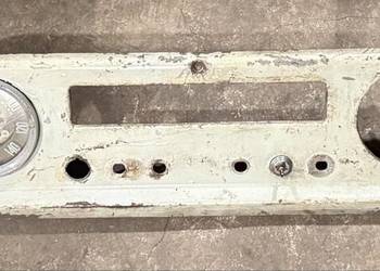 Deska rozdzielcza, konsola Żuk