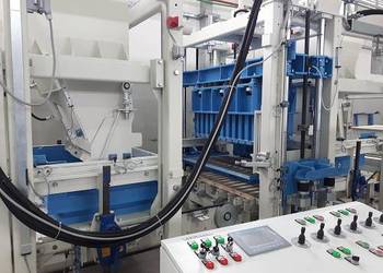 SUMAB R-500 wibroprasa LINIA DO PRODUKCJI KOSTKI BRUKOWEJ I GALANTERII