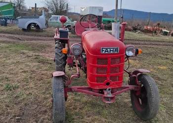 Ciągnik rolniczy FAHR